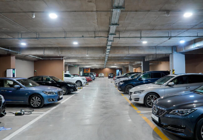 Royal Islamabad Golf Club & Resort Parking & EV Charging